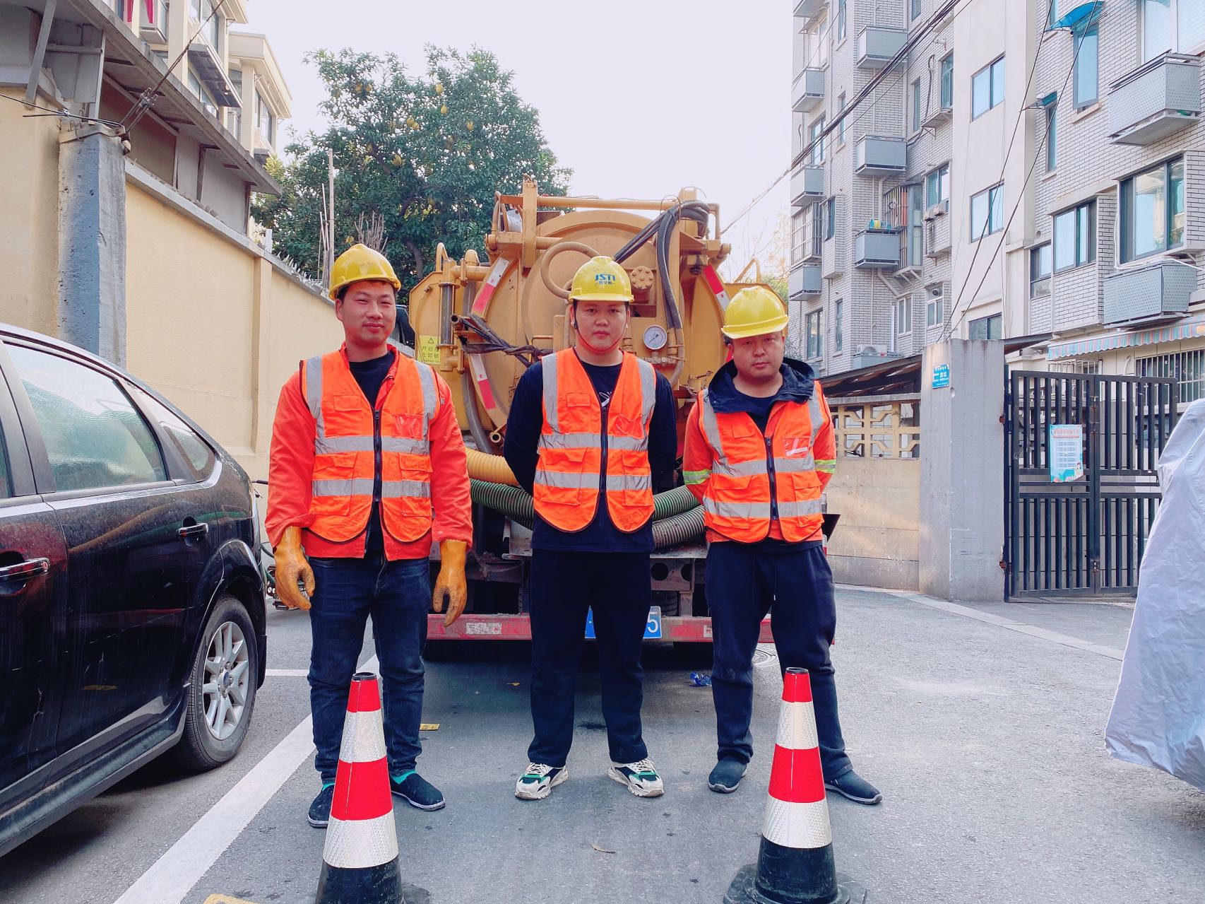 南中村南京某小区管道清淤检测施工